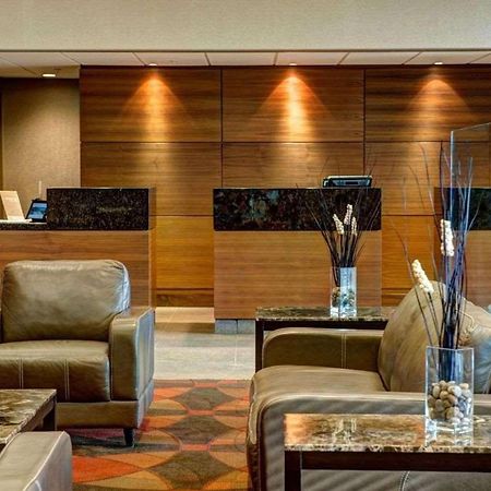 Radisson Hotel & Suites Fort Mcmurray Kültér fotó