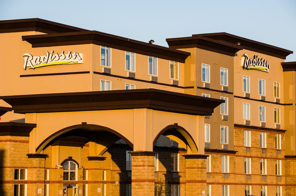 Radisson Hotel & Suites Fort Mcmurray Kültér fotó