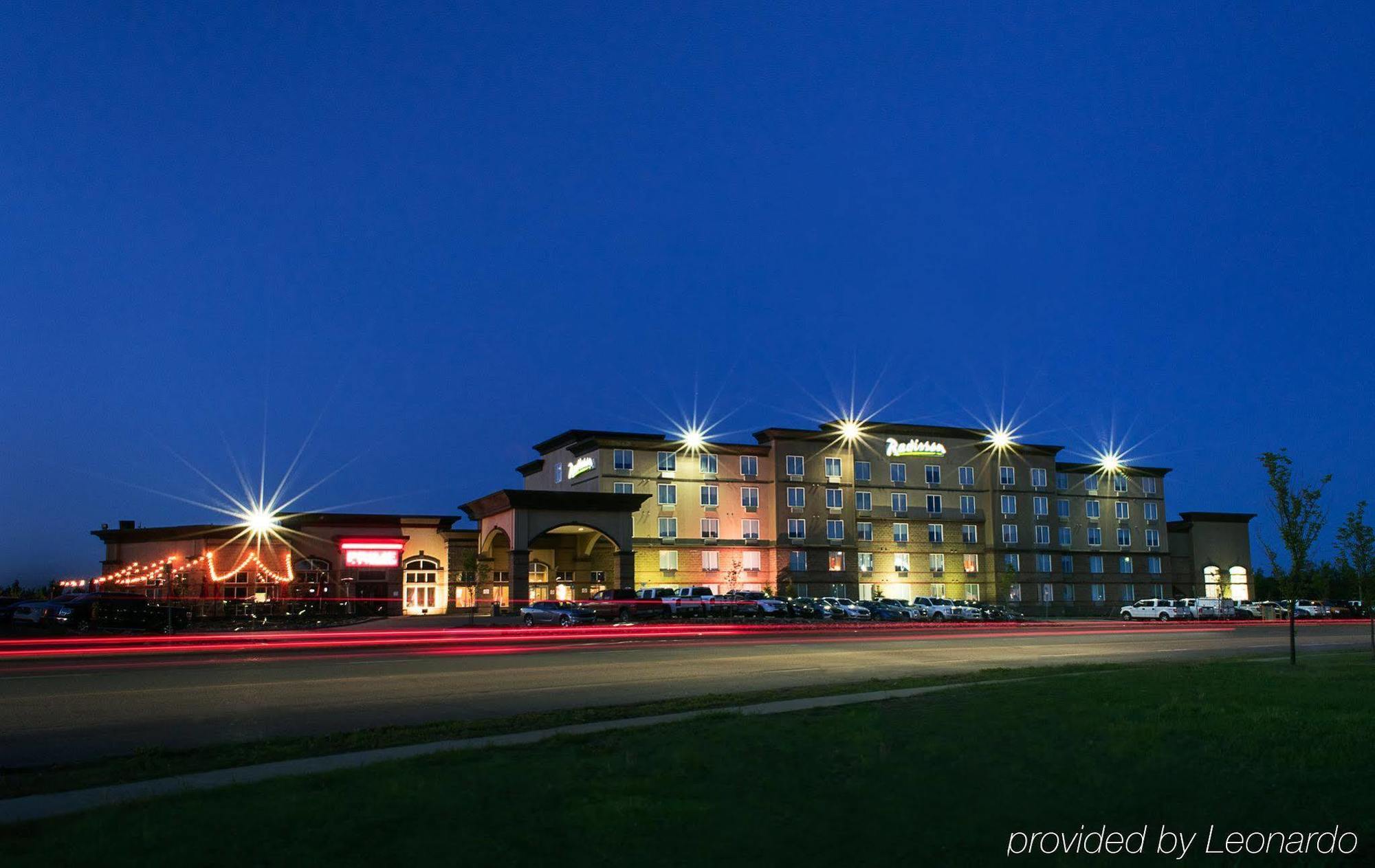 Radisson Hotel & Suites Fort Mcmurray Kültér fotó