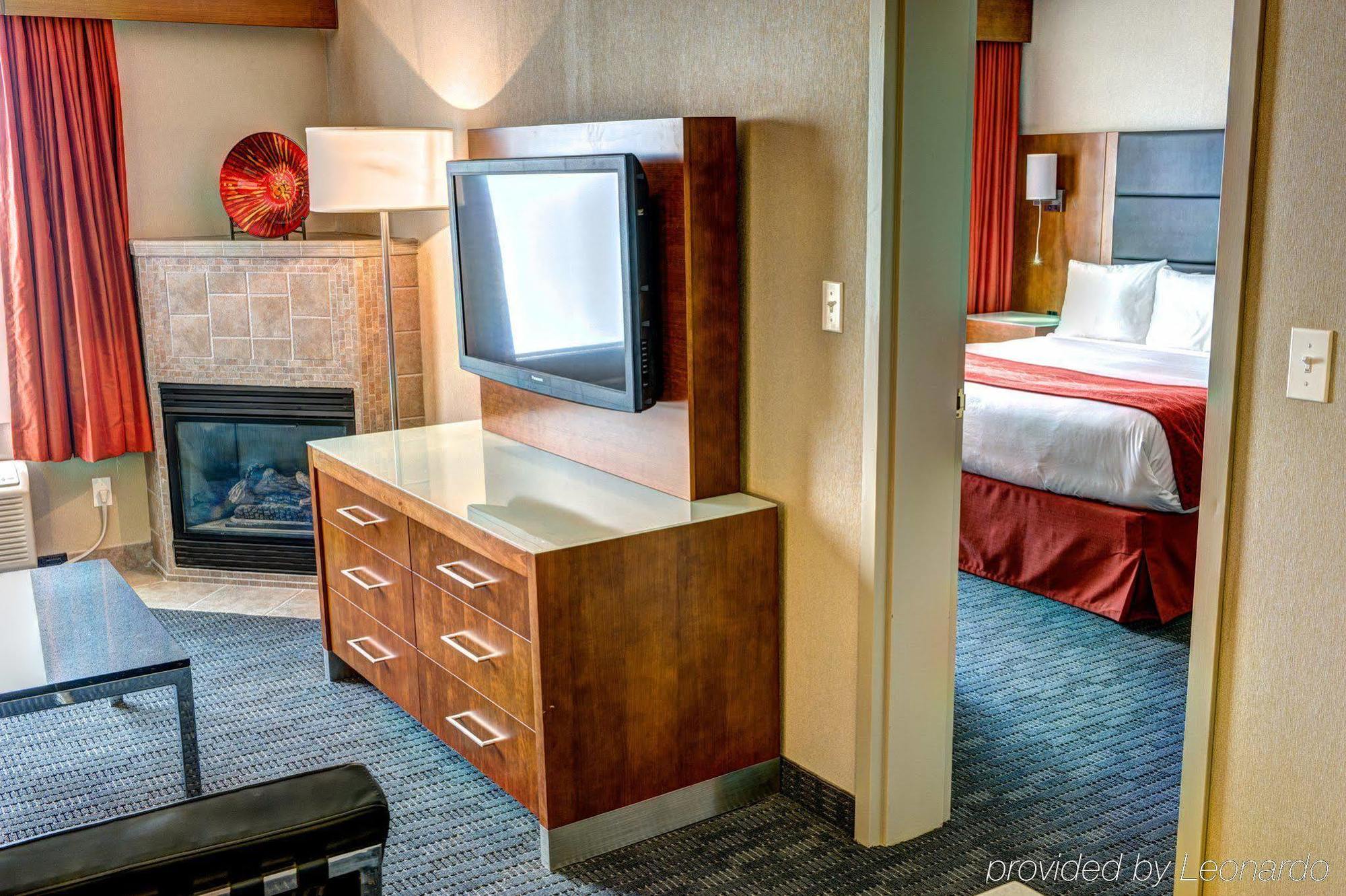 Radisson Hotel & Suites Fort Mcmurray Kültér fotó